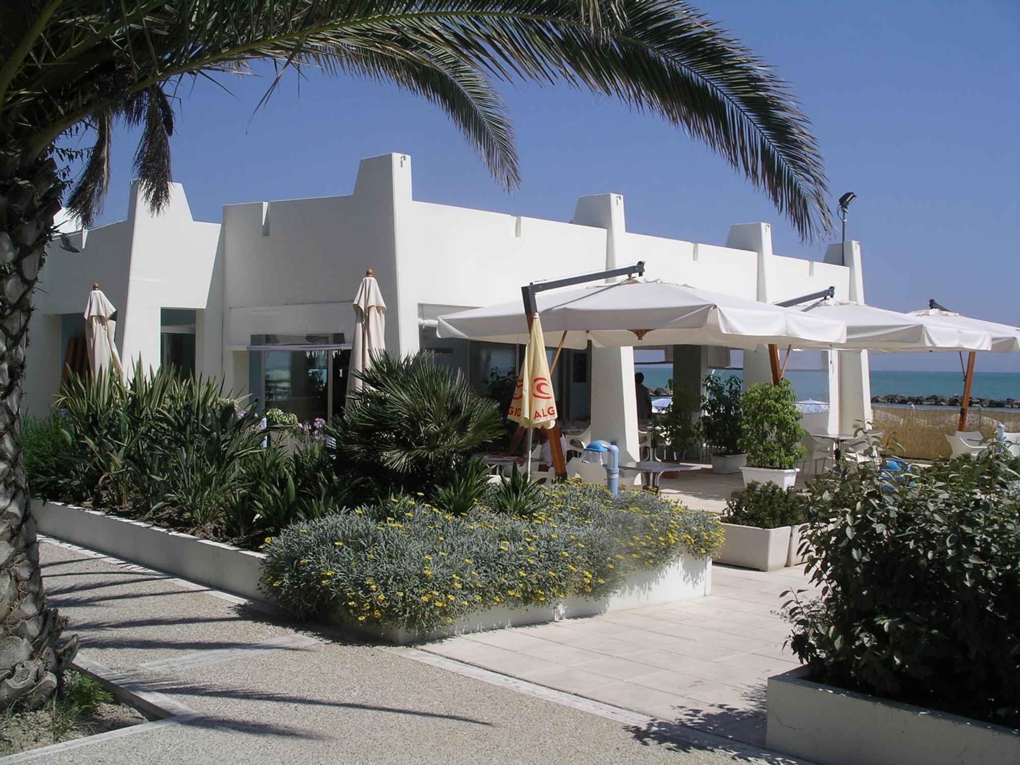 Residence I Delfini Cupra Marittima Extérieur photo
