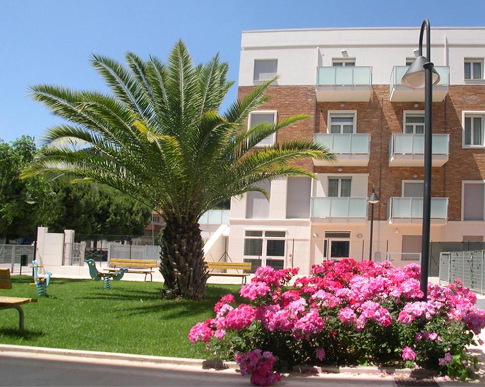 Residence I Delfini Cupra Marittima Extérieur photo