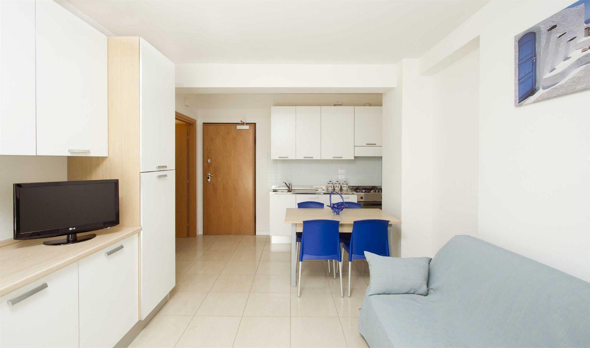 Residence I Delfini Cupra Marittima Extérieur photo